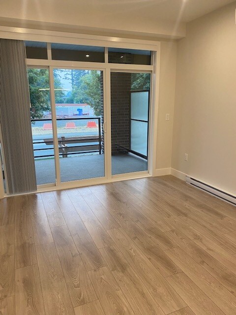 Photo du bâtiment - 45500-45500 Market Way