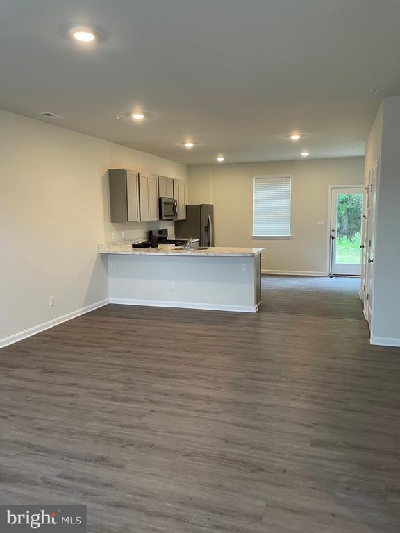 Building Photo - 405 Wood Duck Dr