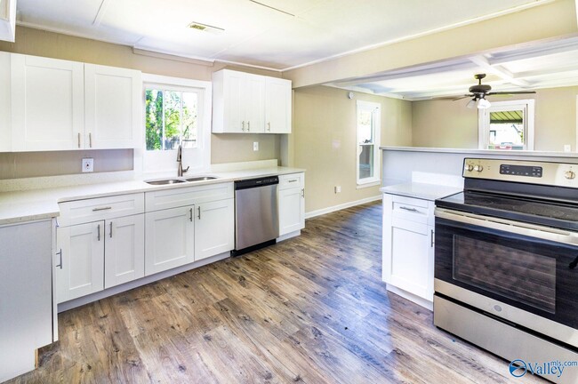 Foto del edificio - 1226 Rison Ave NE