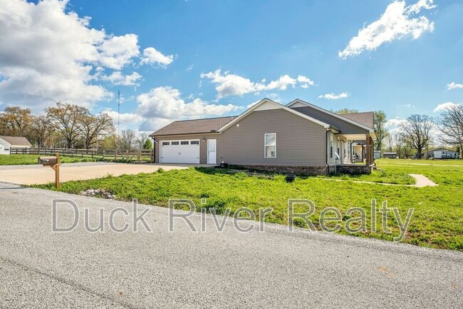 Building Photo - 38 Kasen Ln