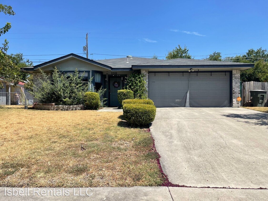 Primary Photo - 3 br, 2 bath House - 2502 Transit Drive