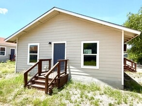 Building Photo - 2630 Observation Dr