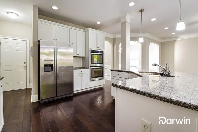 Building Photo - 4840 Chickadee Ln