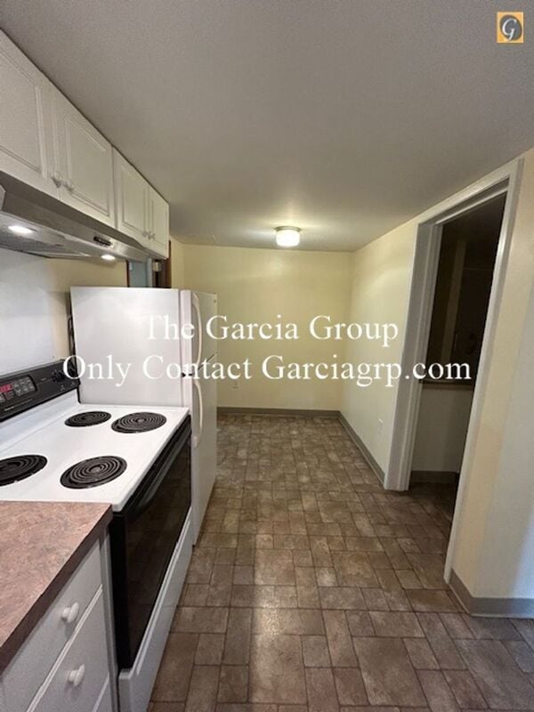 Building Photo - 5804 SE Kellogg Creek Dr