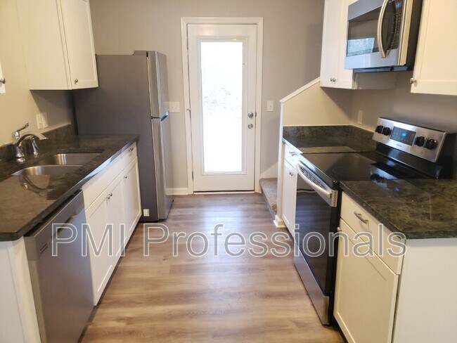 Foto del edificio - 632 East St
