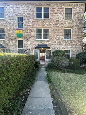 Building Photo - 5406 St Charles Ave