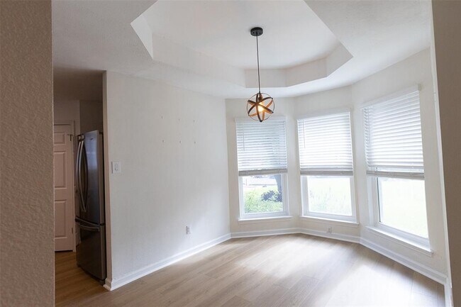 Building Photo - 2020 Zephyr Ln
