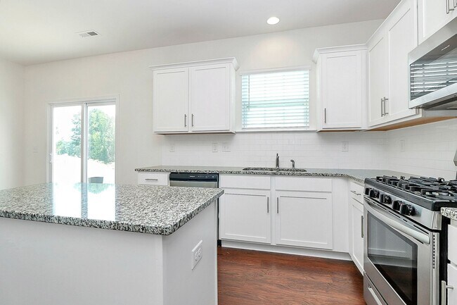 Building Photo - 181 Atwater Landing Dr