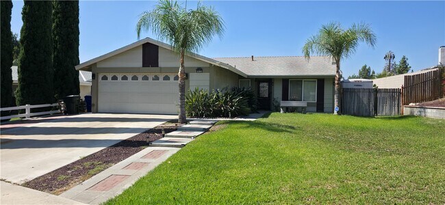 Building Photo - 2283 La Salle Ave