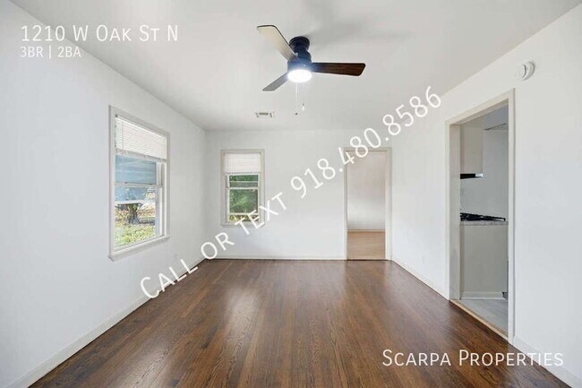 Foto del edificio - 1210 W Oak St