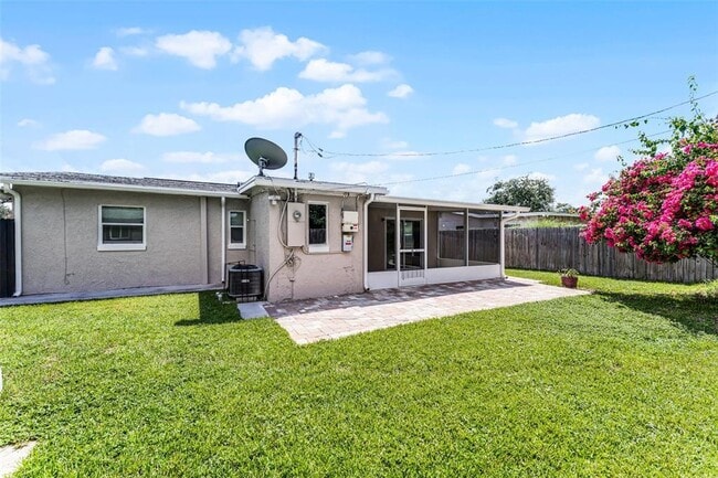 Building Photo - 4821 Anzio St
