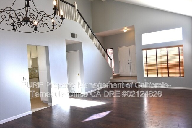 Building Photo - 44709 Lorraine Dr