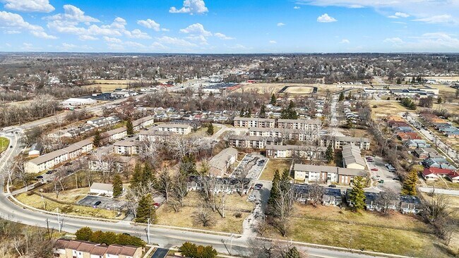 Foto del edificio - 3771 Cornell Dr