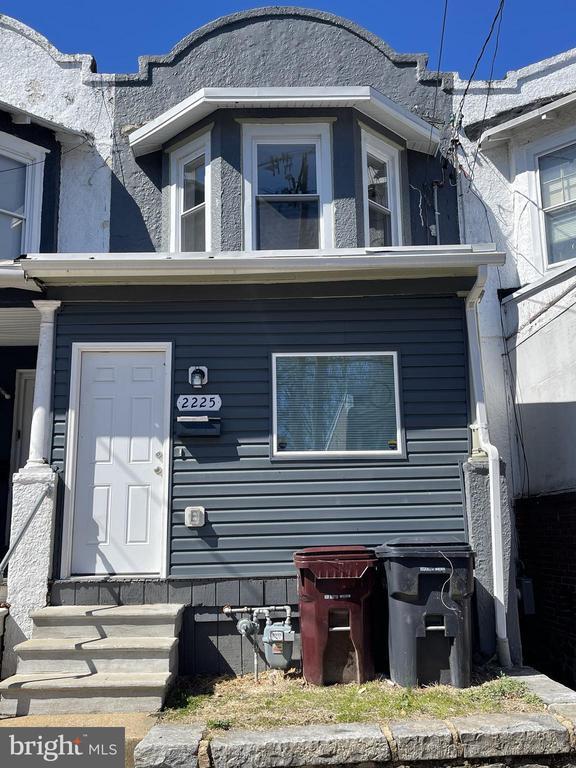 Primary Photo - 2225 Jessup St