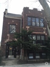 Building Photo - 3939 N Paulina St
