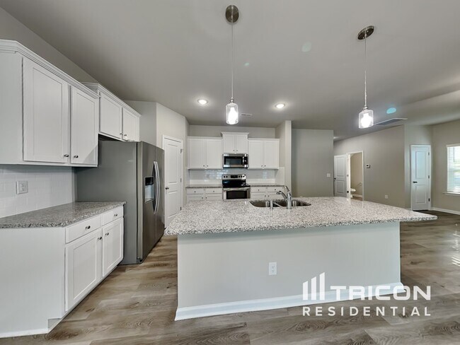 Building Photo - 220 Spring Knoll Drive Charlotte NC