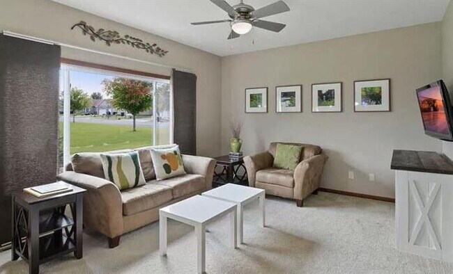Foto del edificio - 262 Morab Ave, Shakopee, MN, 55379