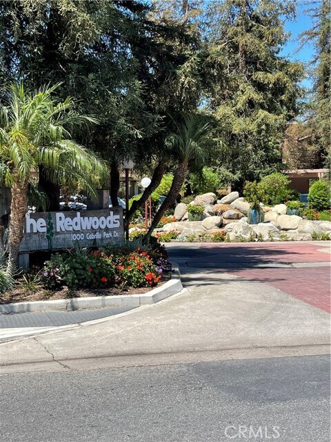 Primary Photo - 1094 Cabrillo Park Dr