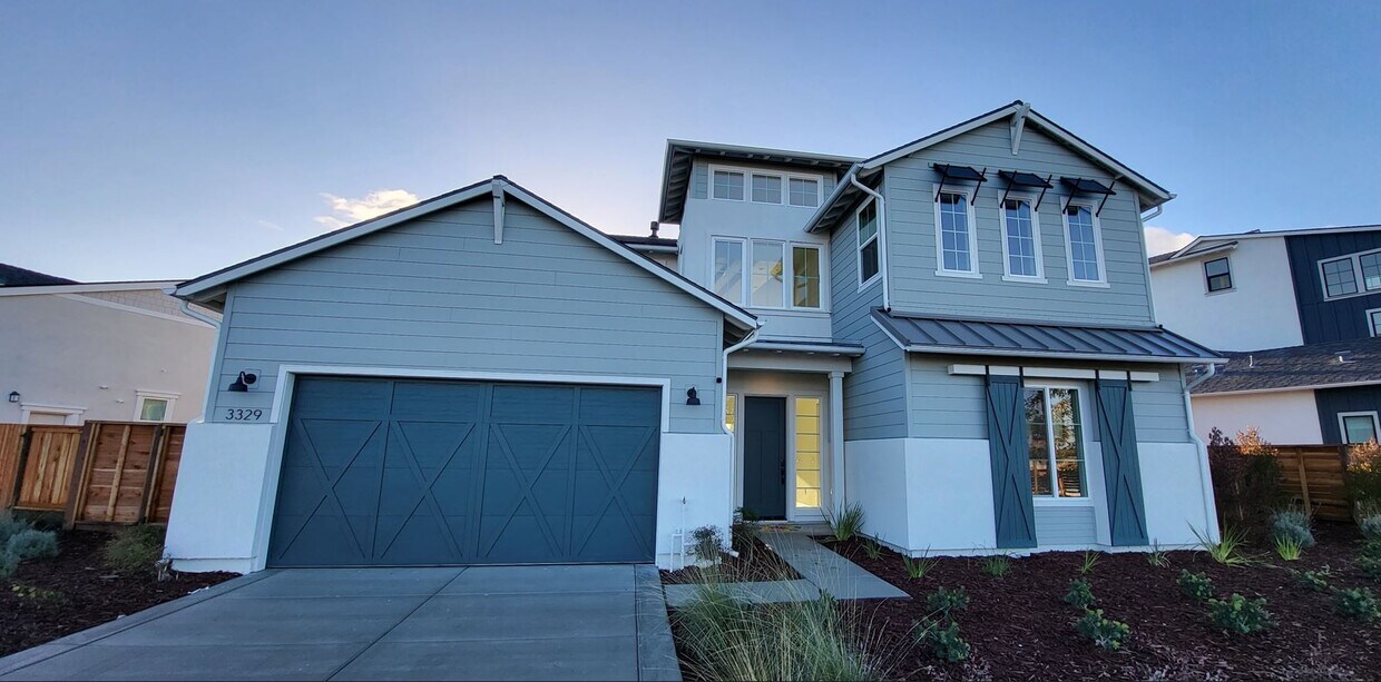 Foto principal - 3329 Delta Coves Dr