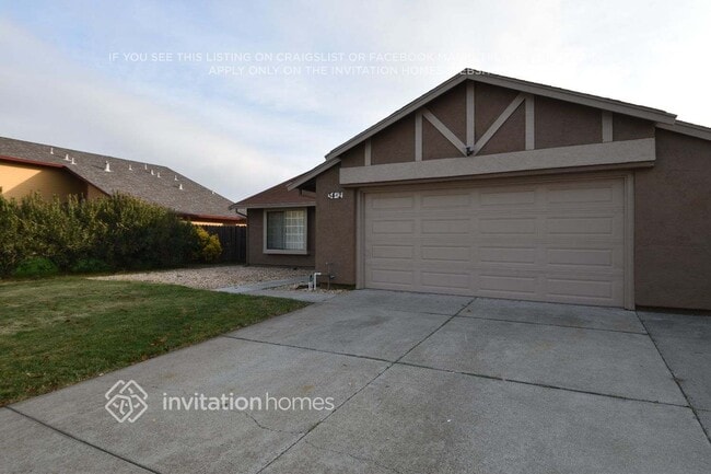 Building Photo - 3442 Chandler Cir