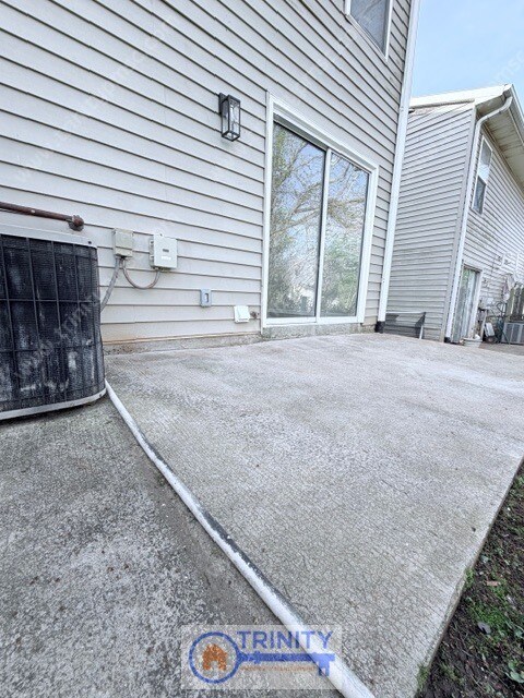 Foto del edificio - 104 Millwood Ct