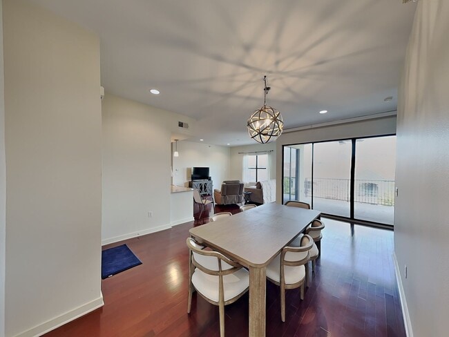 Building Photo - Attractive Arthouse Condo — READY NOW!