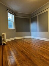 Building Photo - 576 Warburton Ave