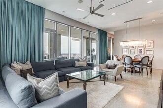 Building Photo - 1717 Arts Plz