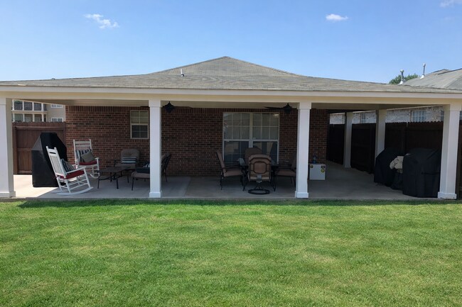 Foto del edificio - 129 Chinkapin Loop