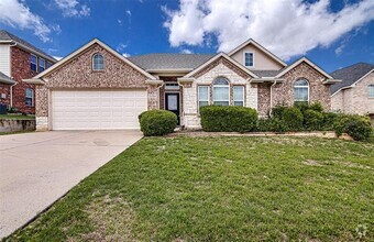 Building Photo - 1140 Hidden Meadow Dr