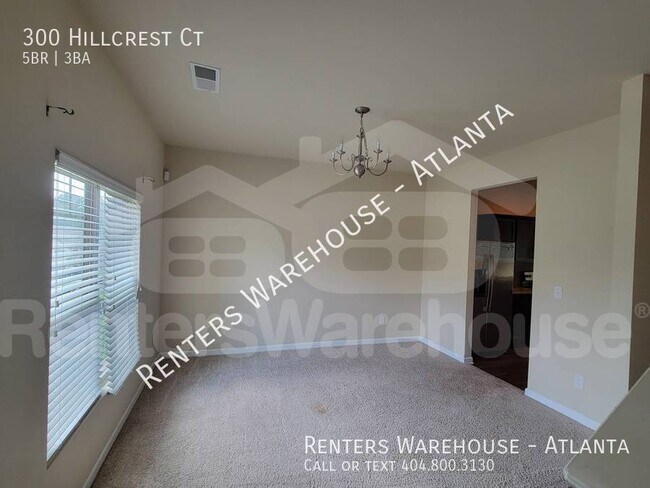 Foto del edificio - Spacious 5 Bedroom home in Hampton