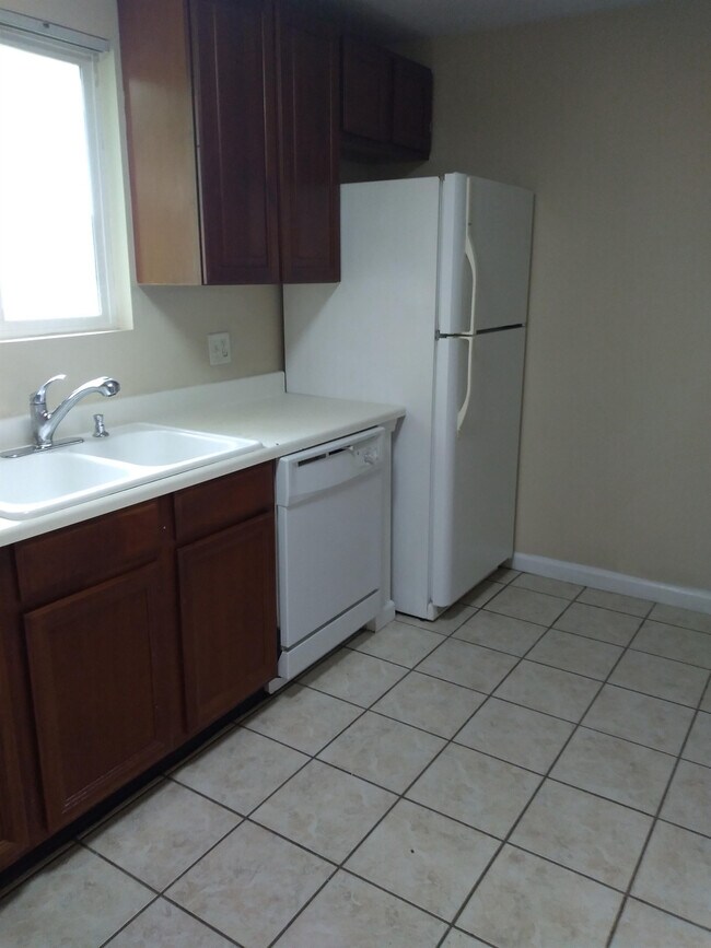 Foto del edificio - 211 N Greenbriar Rd