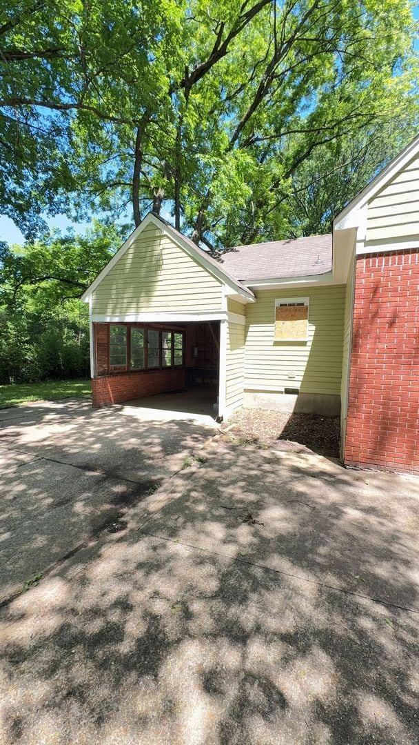 Photo - Beautifully Updated 4 bedroom 2 bath House