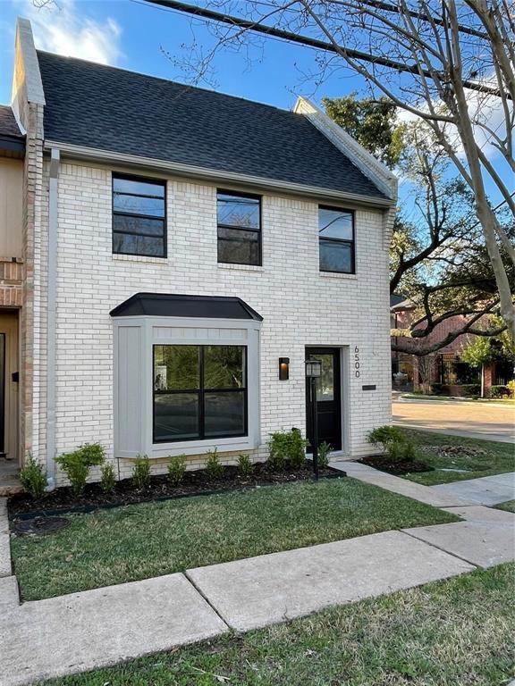Foto principal - 6500 Newcastle St