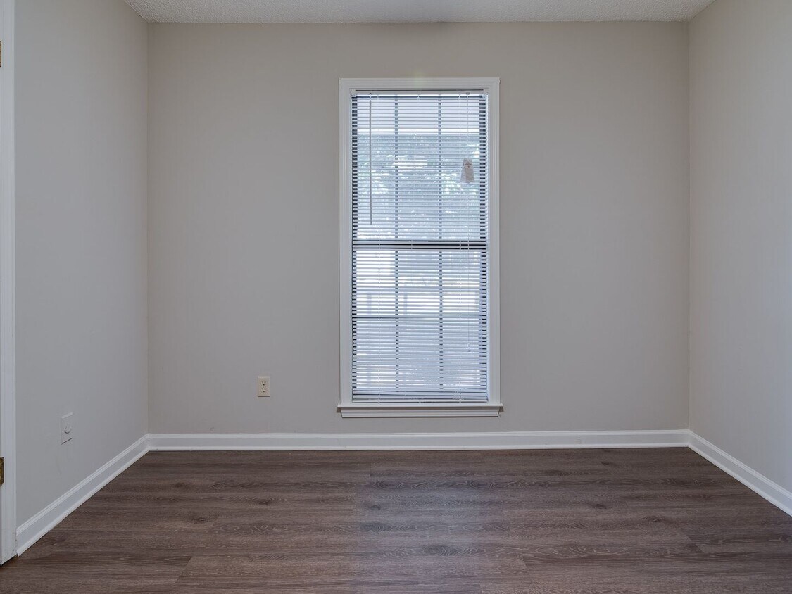 Primary Photo - Fully renovated 3 bedroom 2 bathroom!