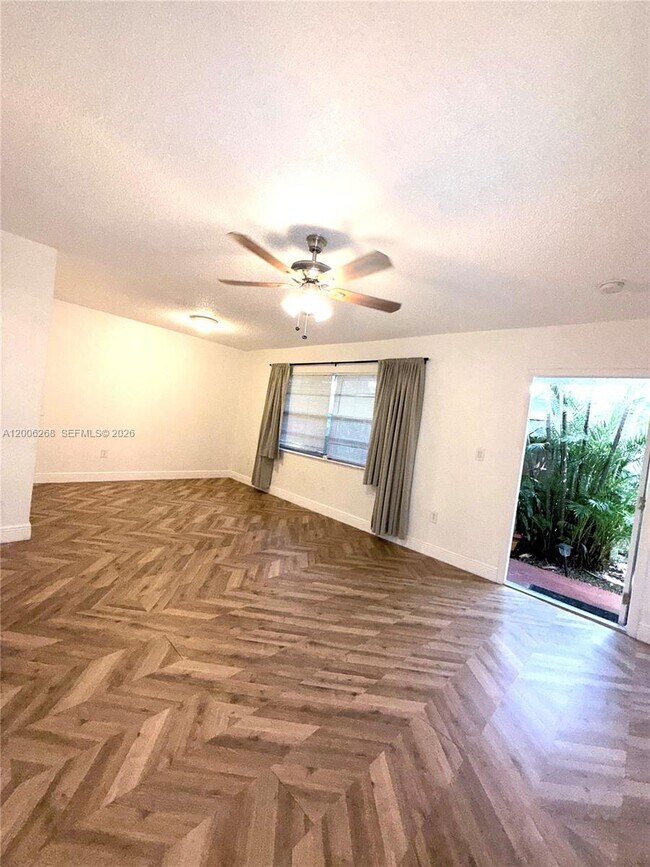 Foto del edificio - 721 SW 13th Ave