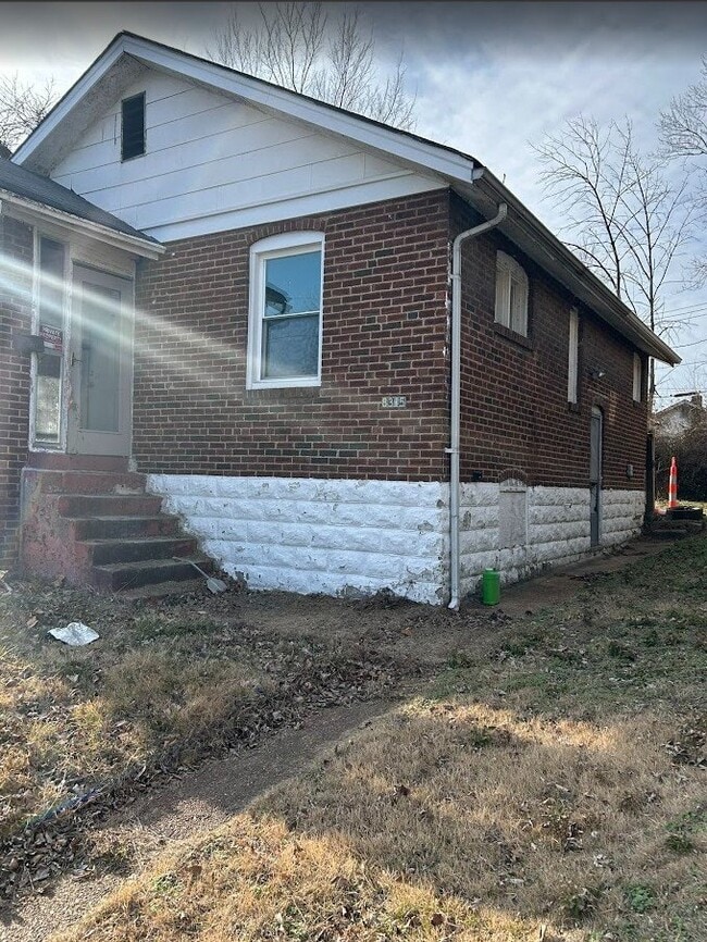 Building Photo - 8315 Eton Pl