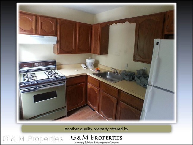 Building Photo - 2 br, 1 bath Apartment - 18 Kenwood Ave.