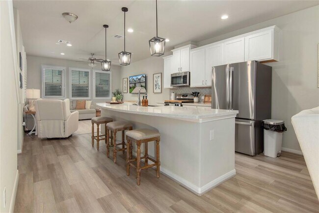 Foto del edificio - 5533 Evanston Ln