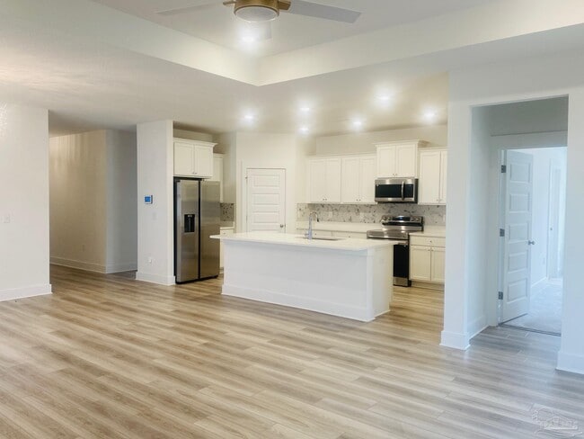 Foto del edificio - 874 Windhill Dr