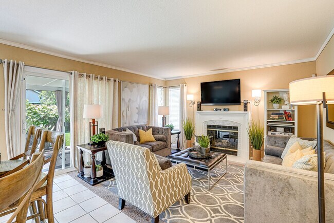 Foto del edificio - 3121 Crestline Ct