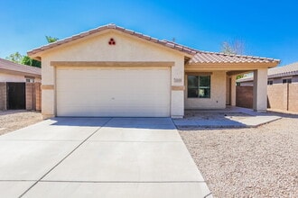 Building Photo - 13153 W Fairmont Ave