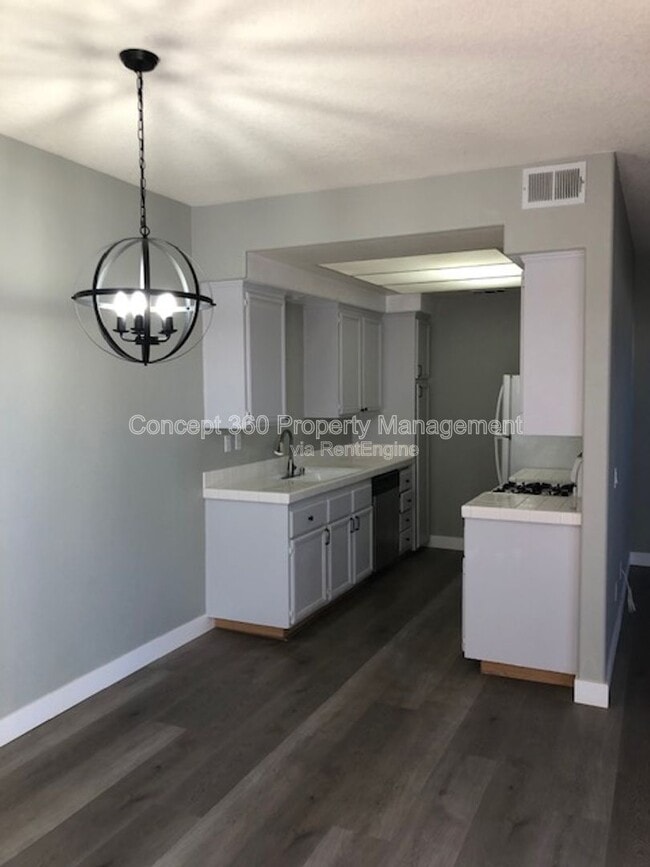 Foto del edificio - 21830 S Vermont Ave