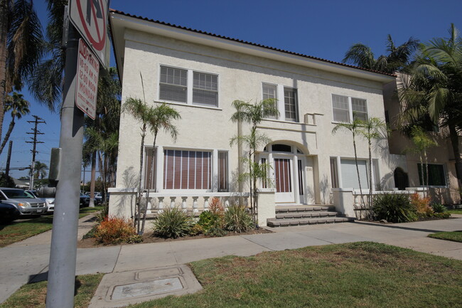 Foto del edificio - 10 Gaviota Ave