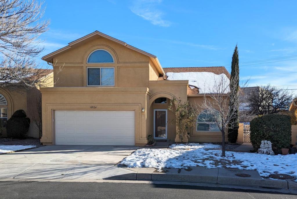 10924 Lagrange Park Dr NE House Rental in Albuquerque, NM