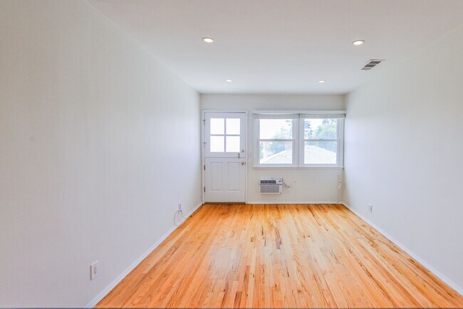 Foto del edificio - 12th Street Apartments
