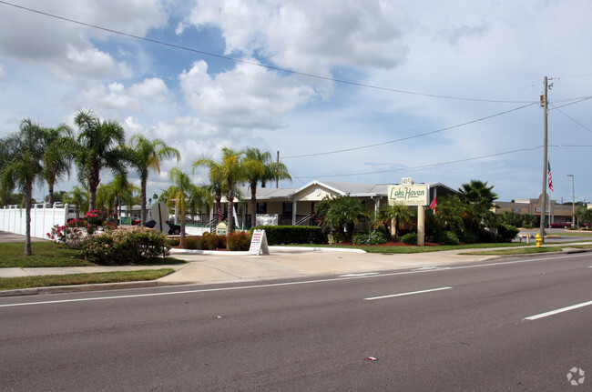 Foto del edificio - Lake Haven