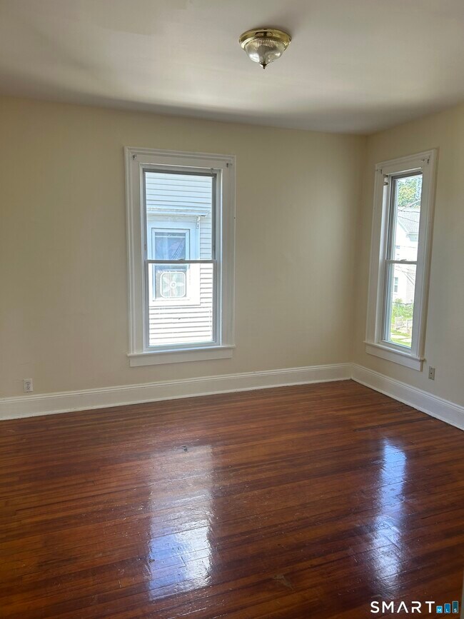 Building Photo - 45 Connerton St