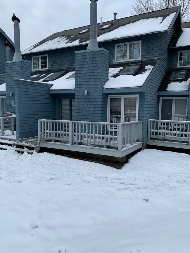 Private large deck - 129 Portland Ave