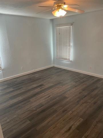 Foto del edificio - 4300 Mackey Dr